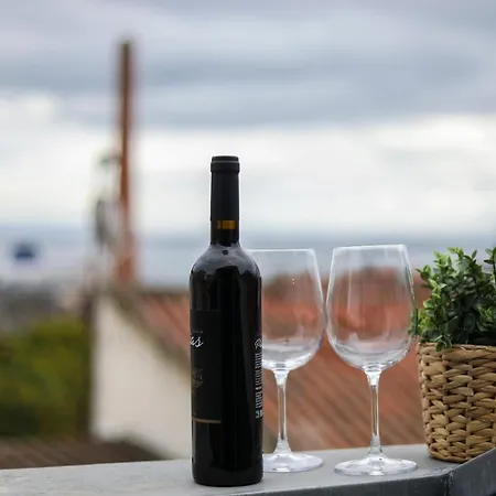 Loios And Lisboa