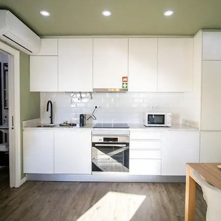 شقة فندقية Loios And 4*