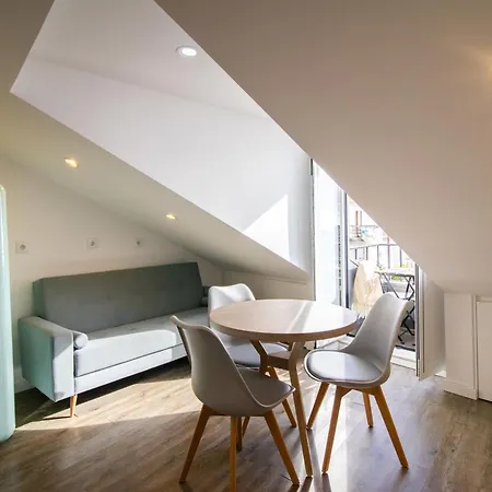 Loios And Apart Otel