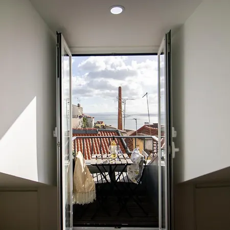 Apart Otel Loios And 4*