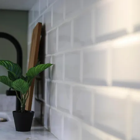 Loios And شقة فندقية 4*