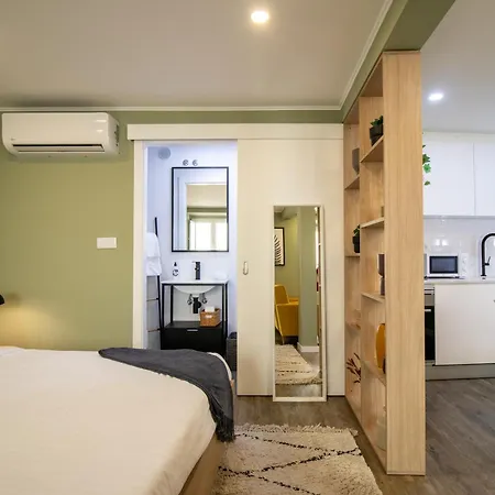 Hotel apartamentowy Loios And