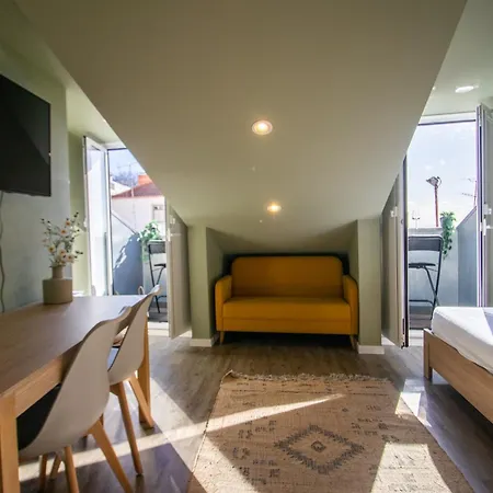 Loios And Apartmanhotel 4*