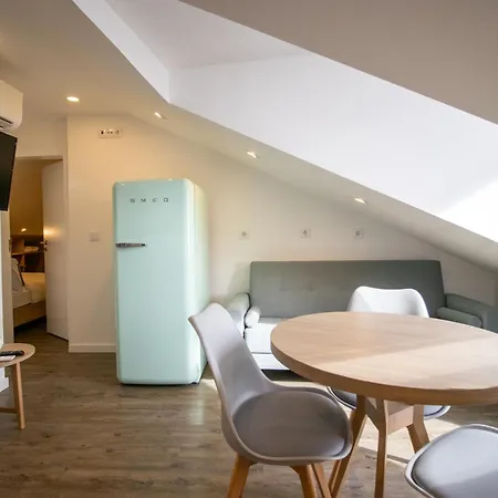 Apartmanhotel Loios And Lisboa