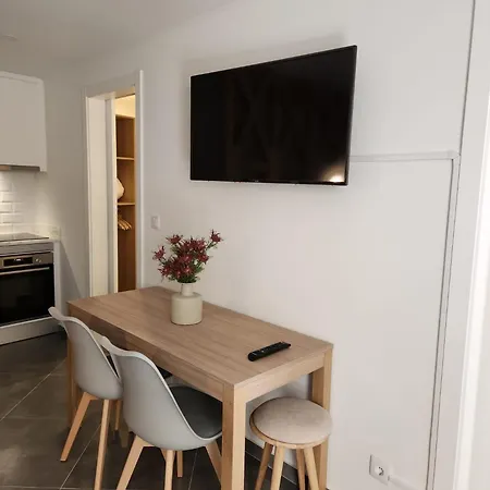 Loios Studios&apartments 4*